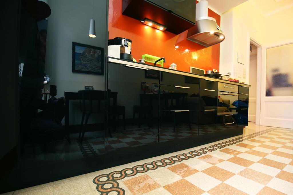 روما Giulietta Al Colosseo B&B الغرفة الصورة